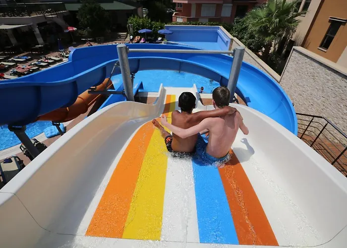 公寓式酒店 阿美拉公园公寓式酒店 4*