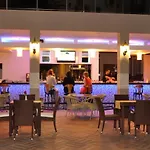 Апарт-готель Almera Park 4*