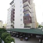 Almera Park Апарт-готель Аланія