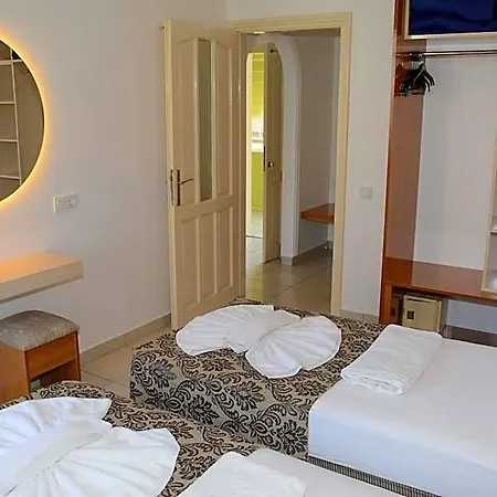 Aparthotel Almera Park
