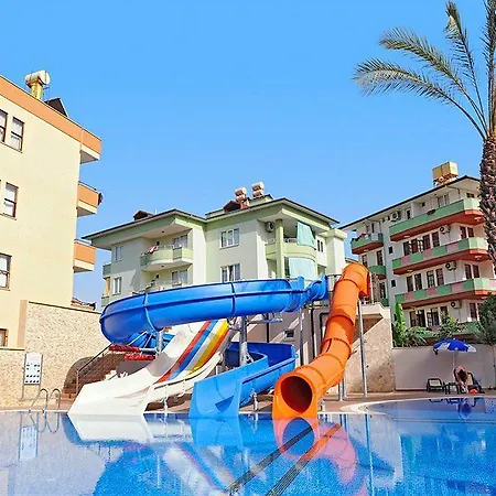 Almera Park Apartmanhotel 4*