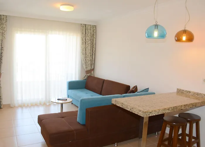 Almera Park Aparthotel