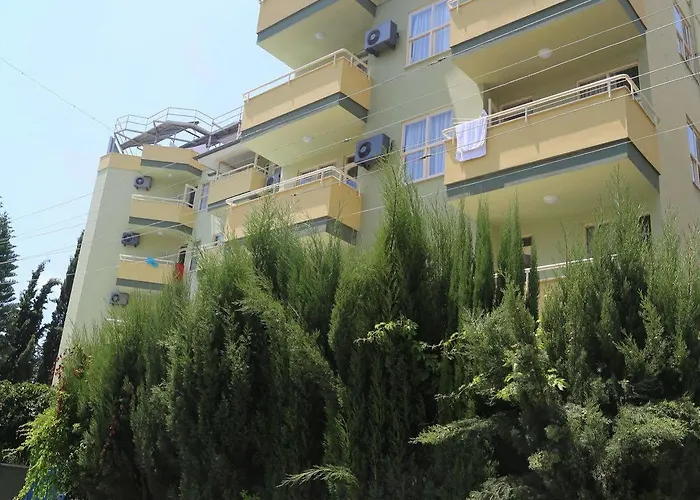 Almera Park Aparthotel 4*