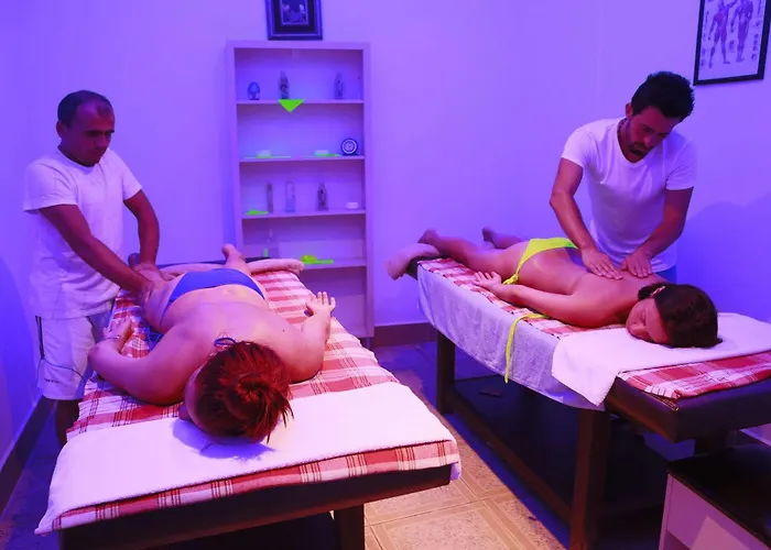 Апарт-готель Almera Park 4*