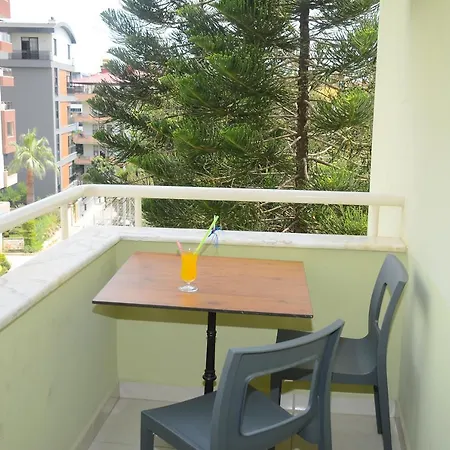 公寓式酒店 Almera Park 阿拉尼亚