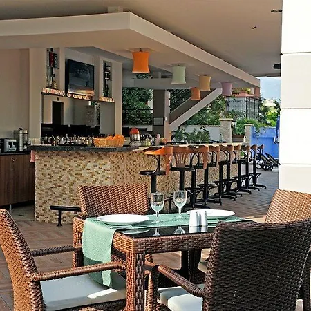 Almera Park 阿拉尼亚