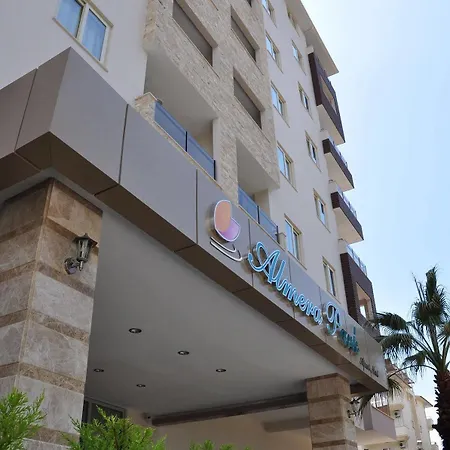 Almera Park 3*