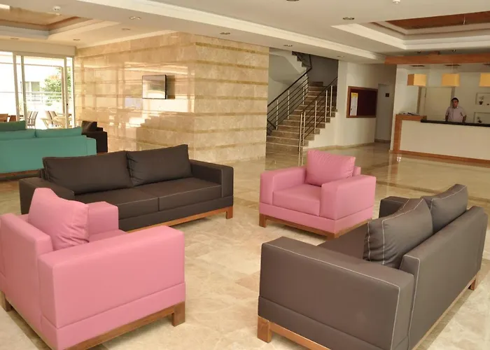 Aparthotel Almera Park