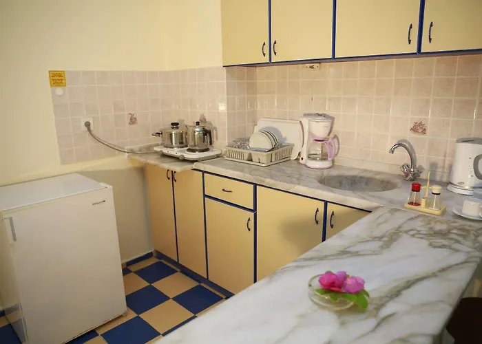 Aparthotel Almera Park 4*