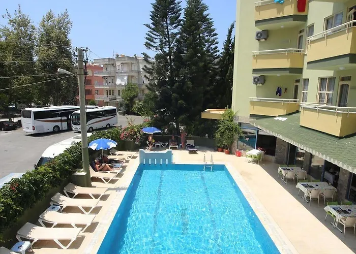 Almera Park Aparthotel